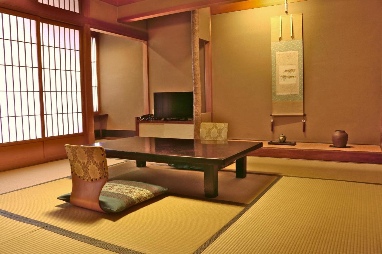 Tsutaya Ryokan Toyooka  Exterior foto